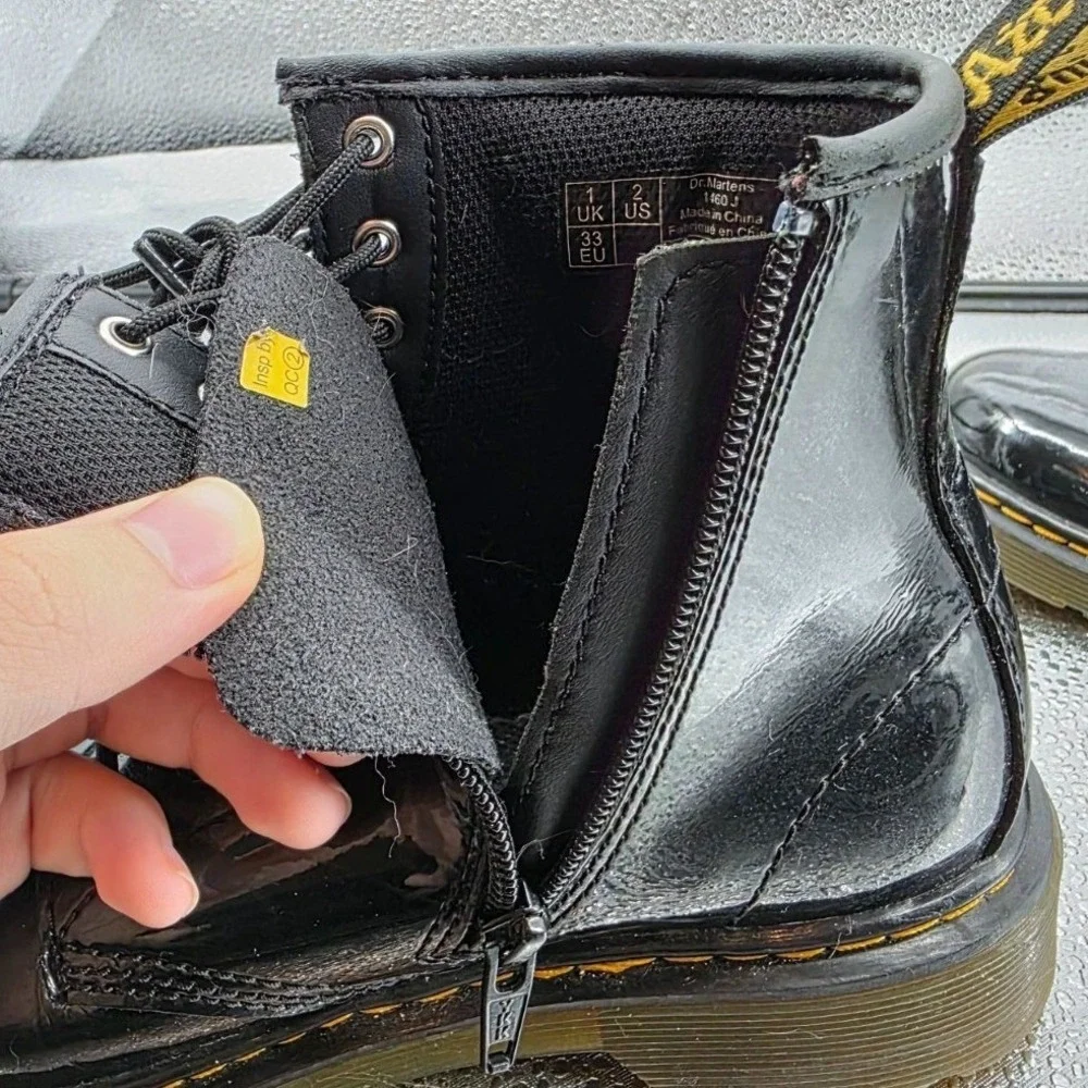 Dr. Martens 1460 J Black Patent‎ Leather Boots Youth Size 2 US Zip